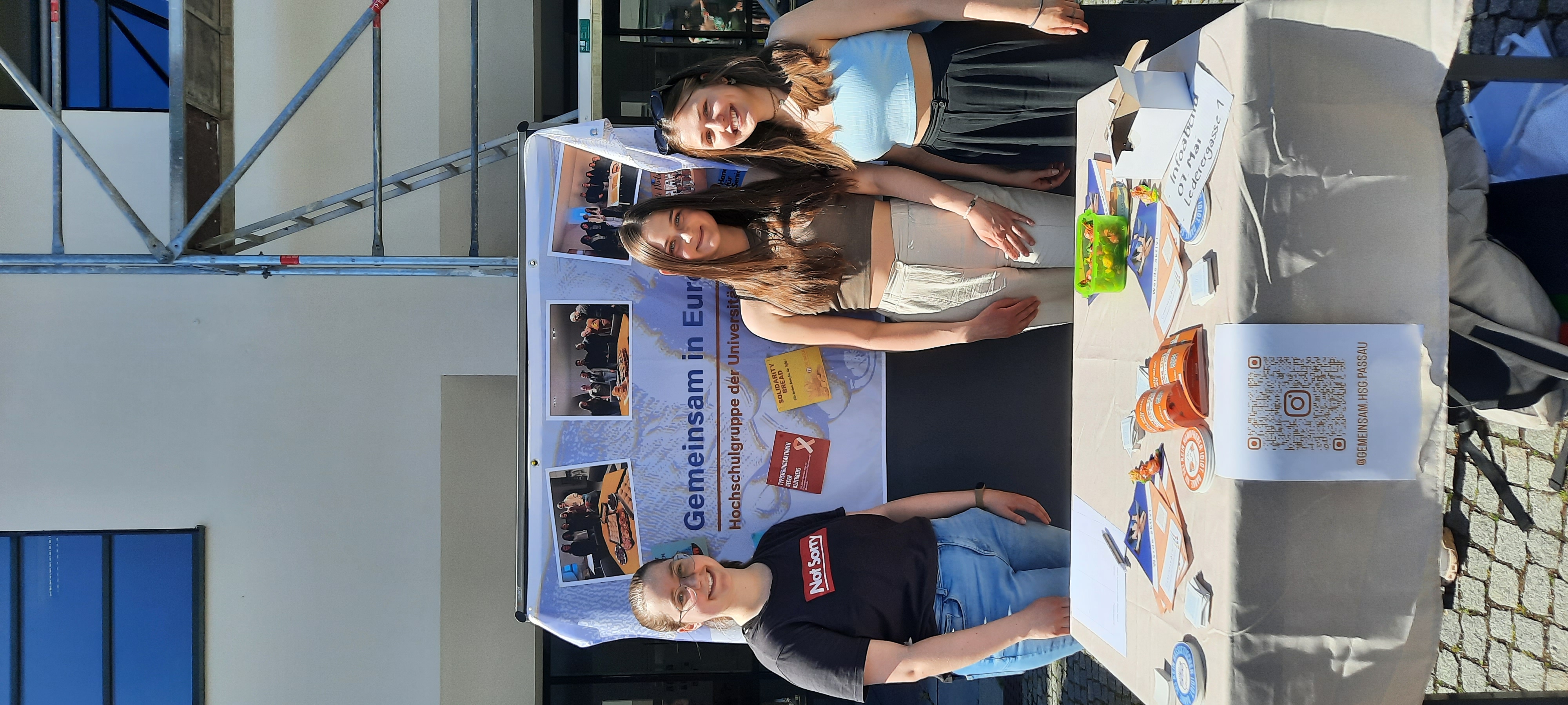 Hochschulgruppe Passau bei der Öffentlichkeitsarbeit